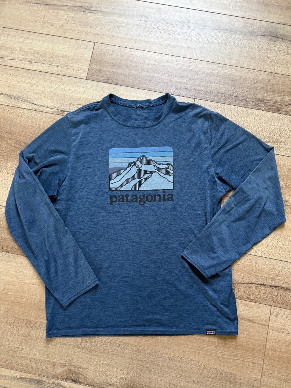 Patagonia Capilen Shirt Long Sleeve T-Shirt Mens M Mountains